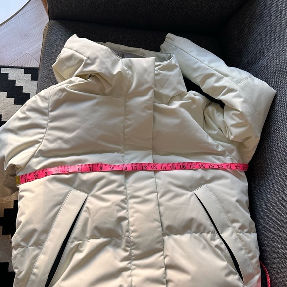 QUARTZ Ines hooded down winter jacket - Picture 8 of 8